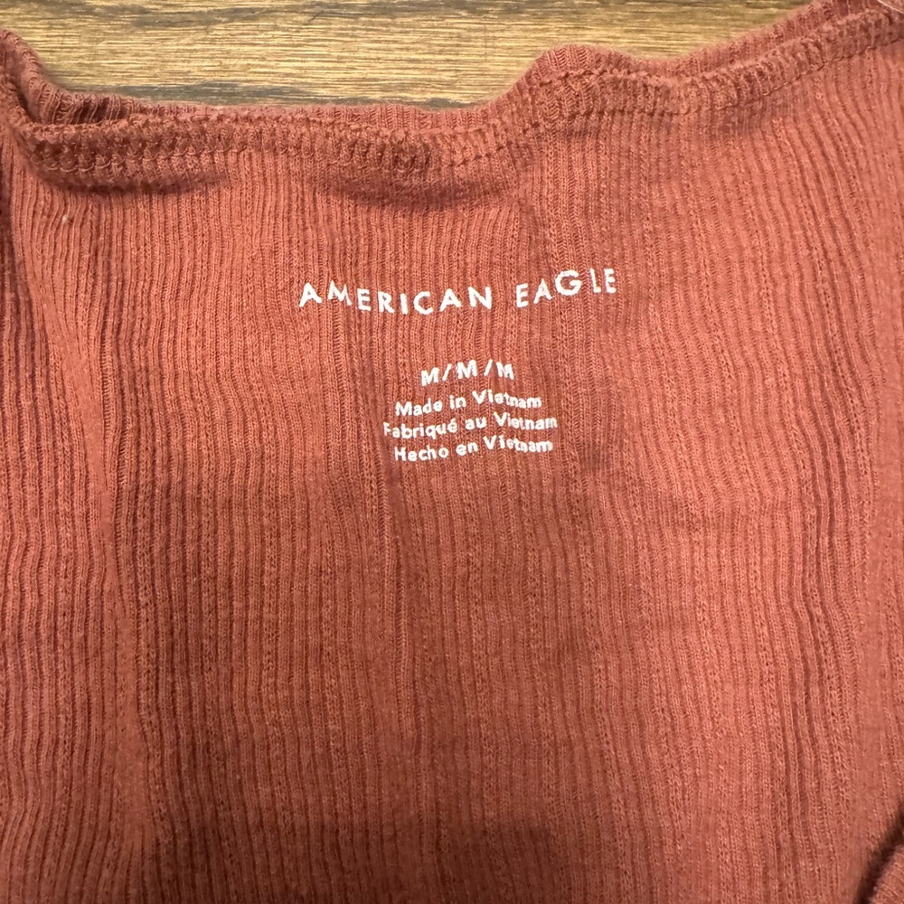 H&M Divided Olive Ribbed Tank + American Eagle Rust Henley Top Bundle Medium - Picture 3 of 6